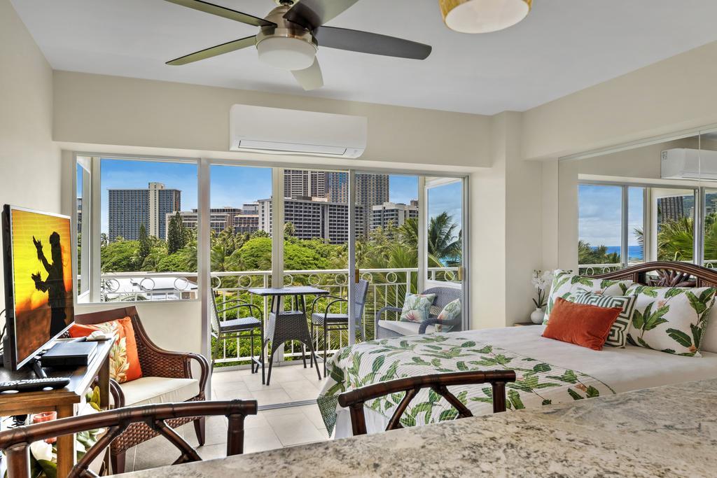 Ferienwohnung Waikiki Shore 515 Beachfront&Upgrade Honolulu Exterior foto